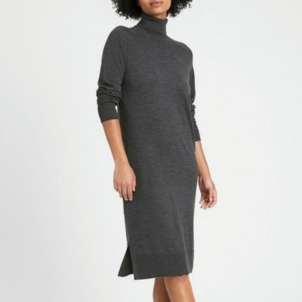 Banana Republic Merino Wool Knit Turtleneck Sweater Dress Gray Midi Size M NWT
